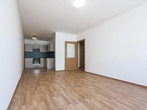 Pronájem bytu 3+kk, Praha - Černý Most, Vašátkova, 63 m2