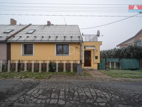 Prodej rodinného domu, Dvorce, Komenského, 98 m2