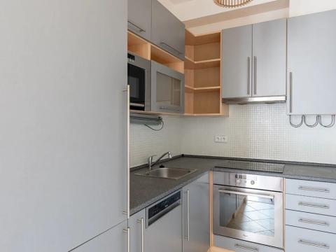 Pronájem bytu 1+kk, Praha - Žižkov, Husitská, 43 m2