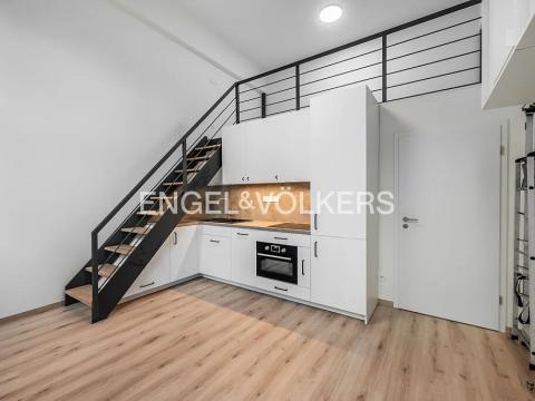 Pronájem bytu 2+kk, Praha - Vršovice, Kubánské náměstí, 30 m2