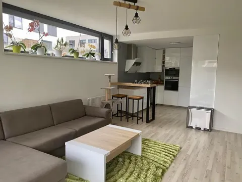 Pronájem bytu 2+kk, Praha - Modřany, Na Komořsku, 64 m2