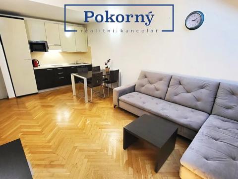 Pronájem bytu 2+kk, Praha - Nové Město, Hálkova, 52 m2