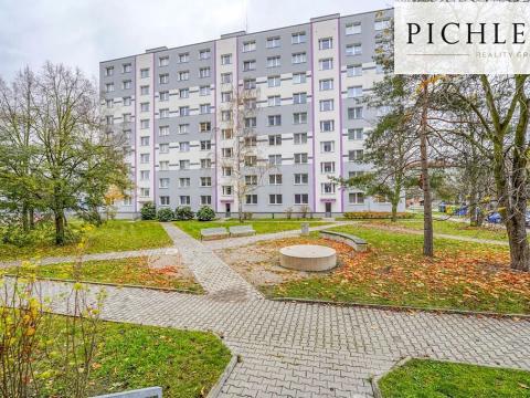 Prodej bytu 2+1, Plzeň, Zábělská, 65 m2