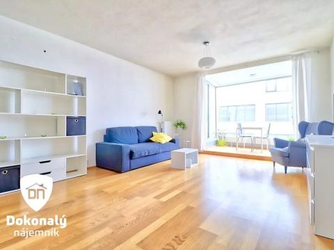 Pronájem bytu 1+kk, Praha - Holešovice, Komunardů, 42 m2