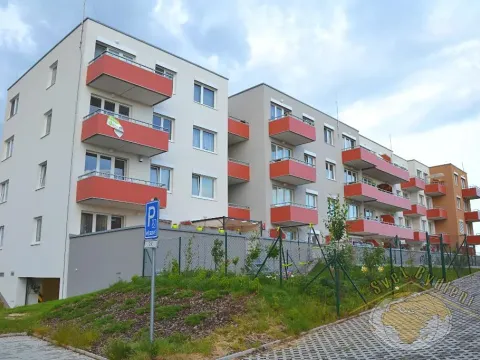 Pronájem bytu 1+kk, Praha - Kyje, Sicherova, 38 m2