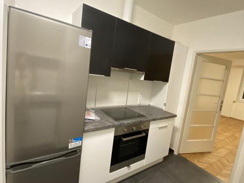 Pronájem bytu 2+kk, Praha - Vysočany, 52 m2