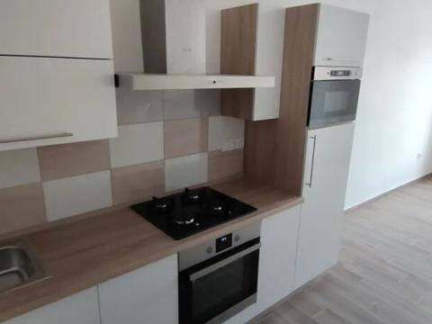 Pronájem bytu 2+kk, Moravské Budějovice, nám. Míru, 55 m2