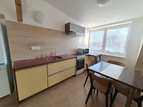 Pronájem bytu 2+kk, Jihlava, Havlíčkova, 60 m2