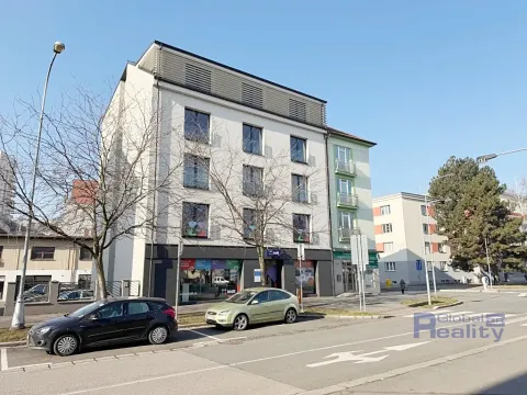 Pronájem bytu 3+kk, Hradec Králové, Chelčického, 95 m2