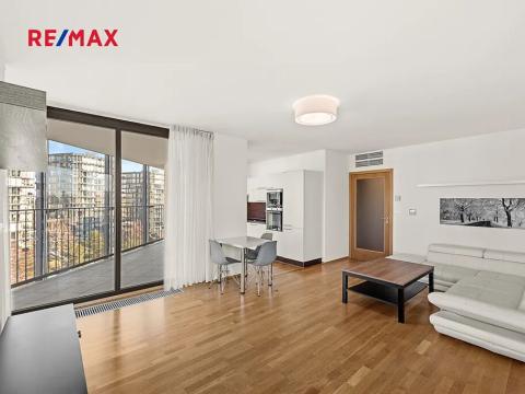 Pronájem bytu 2+kk, Praha - Žižkov, Malešická, 106 m2