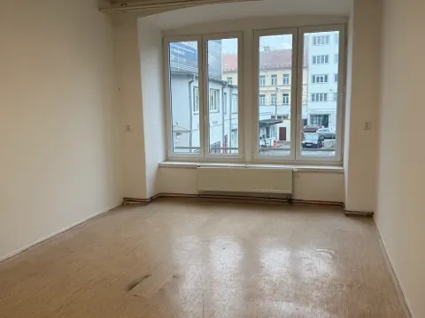 Pronájem kanceláře, Brno, Cejl, 26 m2