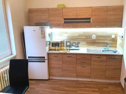 Pronájem bytu 1+kk, Kopřivnice, Francouzská, 25 m2