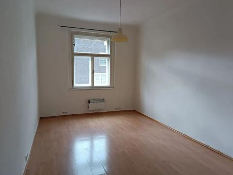 Pronájem bytu 2+kk, Praha - Břevnov, Nad Závěrkou, 38 m2