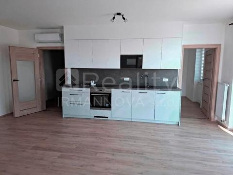 Pronájem bytu 3+kk, Pohořelice, Znojemská, 67 m2