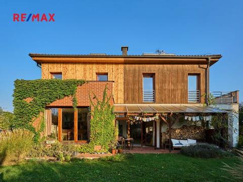 Prodej rodinného domu, Černošice, Peroutkova, 309 m2