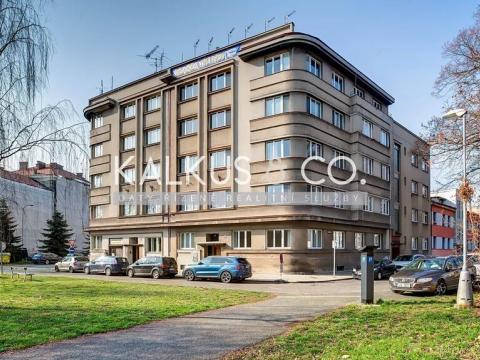Pronájem bytu 2+1, Hradec Králové, Šimkova, 62 m2