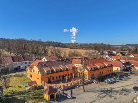 Prodej ubytování, Hluboká nad Vltavou, 1633 m2