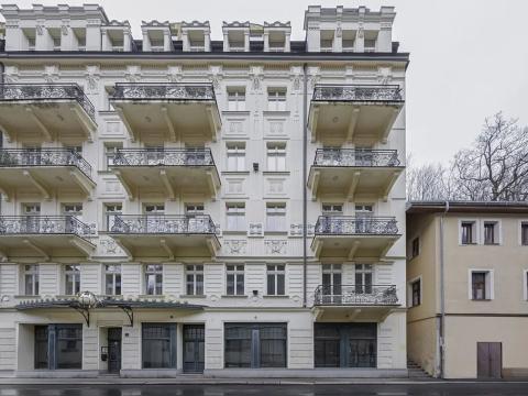 Prodej bytu 3+1, Karlovy Vary, Mariánskolázeňská, 206 m2
