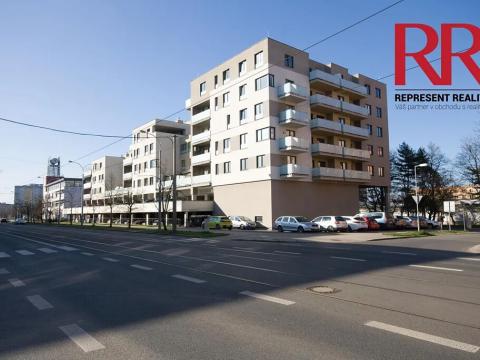 Pronájem bytu 2+kk, Plzeň, Koterovská, 63 m2