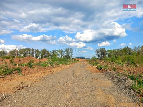 Prodej pozemku pro bydlení, Ostrov - Kfely, 1179 m2