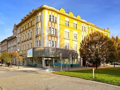 Pronájem kanceláře, Hradec Králové, náměstí Svobody, 22 m2