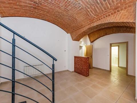 Prodej obchodního prostoru, Praha - Nové Město, Na bojišti, 139 m2