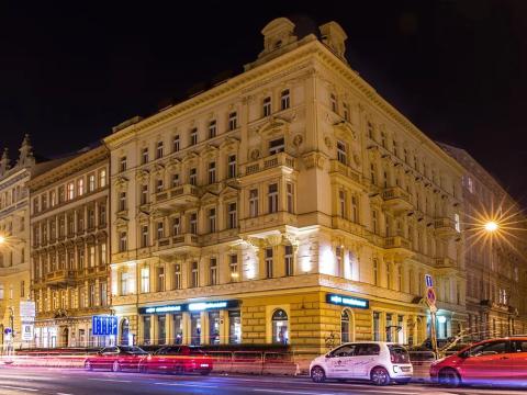 Pronájem bytu 1+kk, Praha - Nové Město, Tyršova, 25 m2