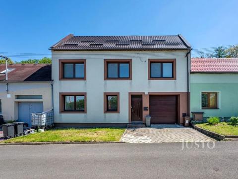Prodej rodinného domu, Uherské Hradiště, U Cihelny, 192 m2