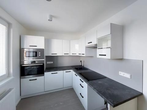 Pronájem bytu 2+1, Praha - Malešice, Útulná, 55 m2