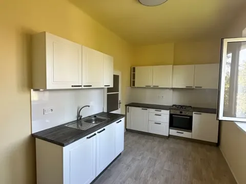 Pronájem bytu 2+1, Praha - Záběhlice, Macešková, 63 m2
