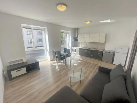 Pronájem bytu 2+kk, Praha - Záběhlice, Ke skalkám, 49 m2