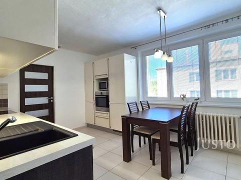 Pronájem bytu 3+1, Písek, Ouzká, 79 m2
