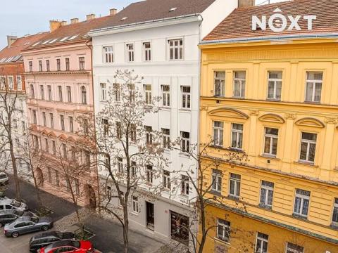 Prodej bytu 2+kk, Praha - Vinohrady, Velehradská, 45 m2