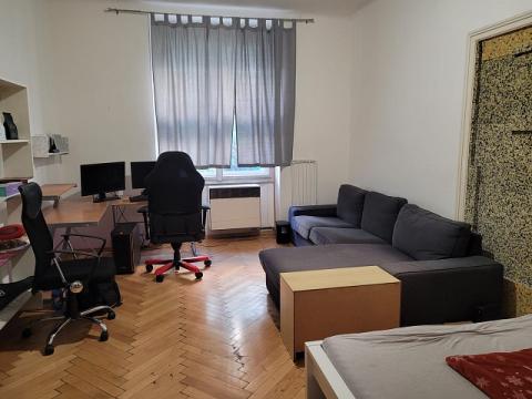 Pronájem bytu 2+1, Praha - Žižkov, Vinohradská, 35 m2