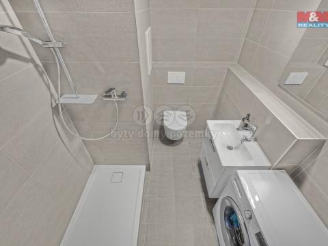 Pronájem bytu 1+kk, Hradec Králové - Nový Hradec Králové, třída Edvarda Beneše, 30 m2