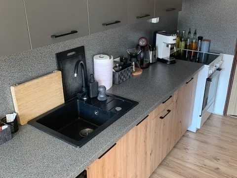 Pronájem bytu 3+1, Praha, Proutěná, 75 m2