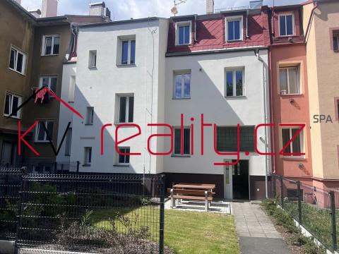 Pronájem bytu 2+1, Karlovy Vary, 1. máje, 53 m2