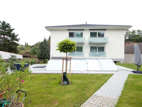 Pronájem bytu 2+kk, Praha - Dolní Chabry, Pod zámečkem, 60 m2