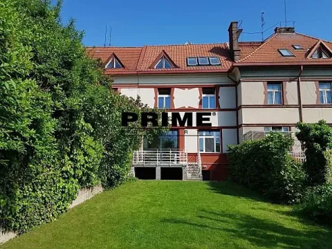 Pronájem rodinného domu, Praha - Střešovice, Sibeliova, 200 m2