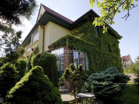 Pronájem rodinného domu, Praha - Střešovice, Západní, 250 m2