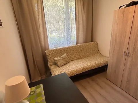 Pronájem bytu 1+kk, Praha - Prosek, Litvínovská, 18 m2
