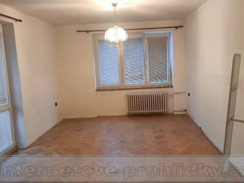Pronájem bytu 2+1, Praha - Hloubětín, Slévačská, 55 m2