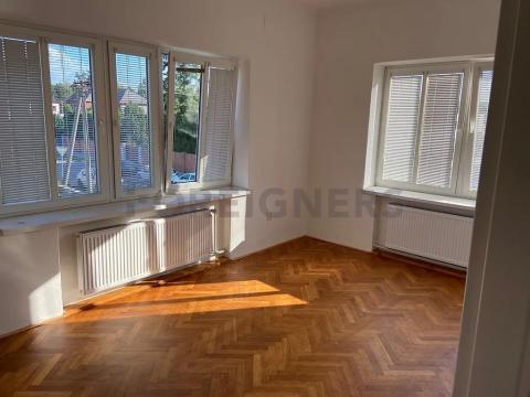 Pronájem bytu 2+kk, Pardubice, Wintrova II, 60 m2