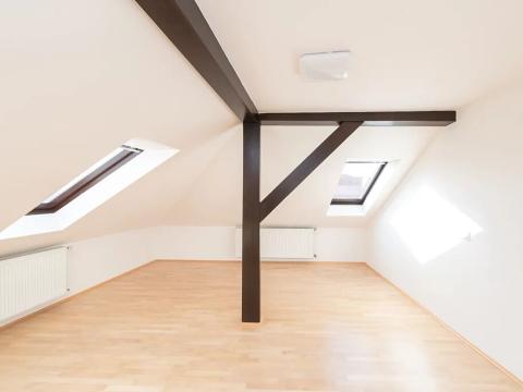 Pronájem bytu 2+kk, Praha - Kobylisy, Pod hliništěm, 53 m2