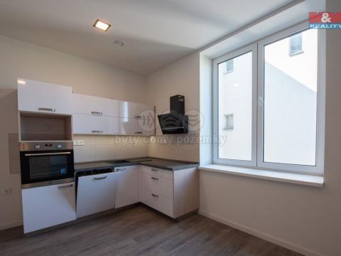 Pronájem bytu 3+kk, Hradec Králové - Kukleny, Pražská třída, 66 m2