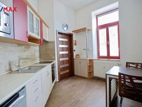 Prodej bytu 1+1, Frýdek-Místek - Místek, Hálkova, 43 m2