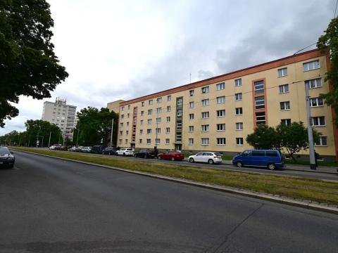Pronájem bytu 2+1, Praha - Břevnov, Na Petřinách, 54 m2