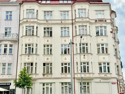 Prodej atypického bytu, Praha - Vršovice, Žitomírská, 92 m2