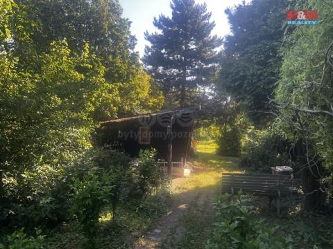Prodej zahrady, Šlapanice, Smetanova, 946 m2