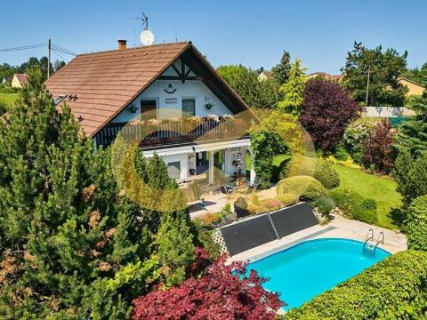 Prodej rodinného domu, Sulice, K Lukám, 168 m2